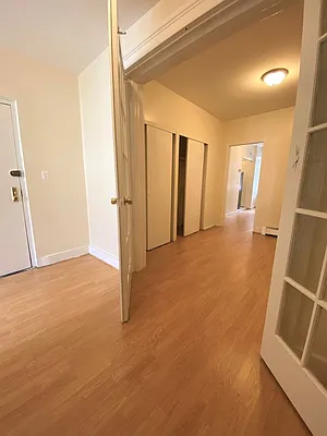 Rented by Manhattan Realty Group | media 1