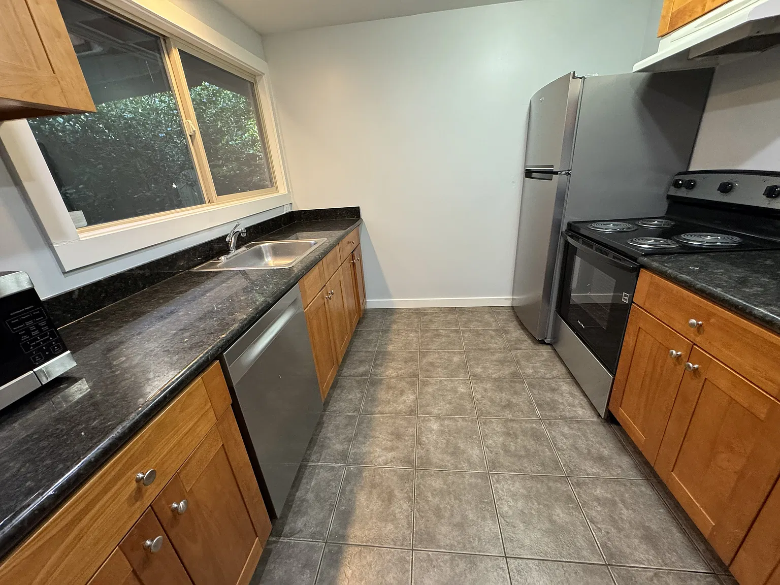 4711 Ravenna Ave NE — Photo 3