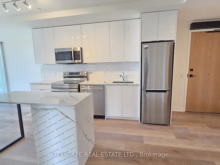 33 Erie Ave #1801 — Photo 8