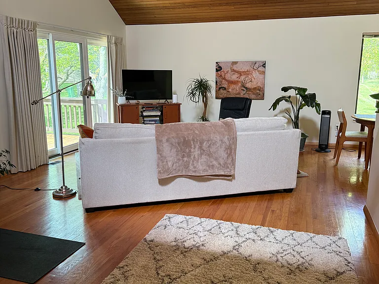 8 Northwick Ct #8 — Photo 3
