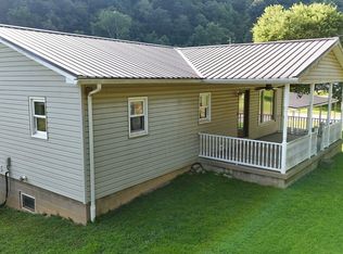 88 Piney Fork Rd, Pine Grove, WV 26419