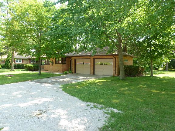 2nd image of 2520 Hemmeter Rd