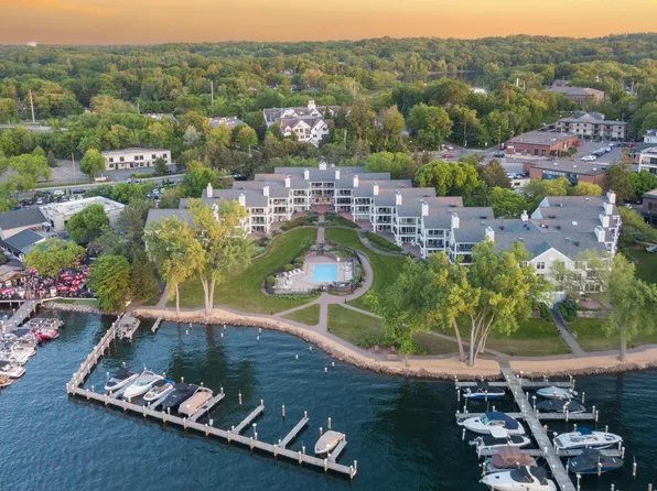 603 Lake St Unit 214, Excelsior, MN 55331