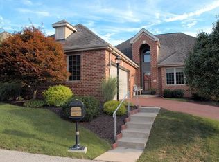 202 Victoria Ln, Mc Murray, PA