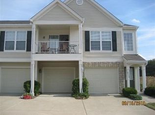 2115 Commons Circle Dr, Batavia, OH 45103