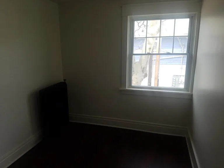 389 Abbott Rd #B — Photo 7