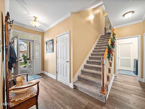 5th image of 7614 Charmwood Way