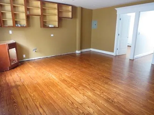 Rented by Capri Jet Realty Corp | media 28