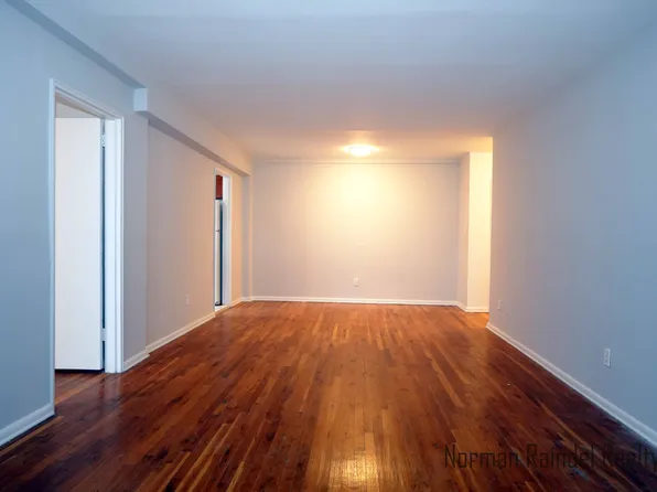 117-12 Ocean Pm image 6 of 33