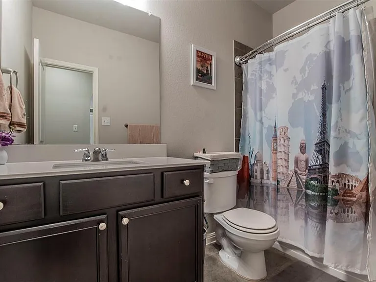 352 S Brook Dr — Photo 17