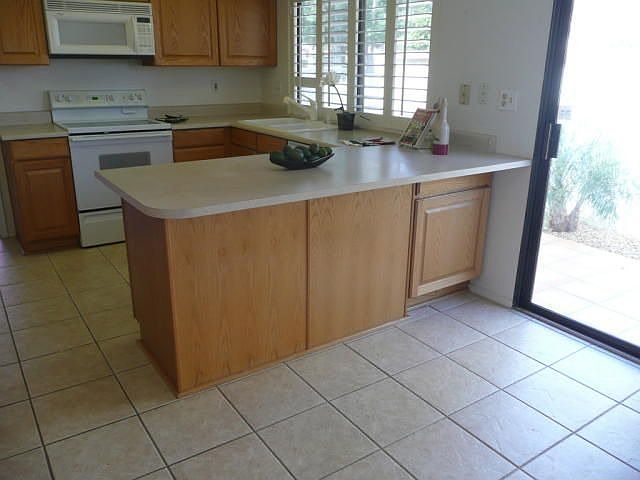 2nd image of 7686 N Pinesview Dr