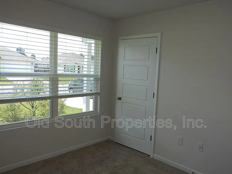 7580 Steeplechase Blvd — Photo 11