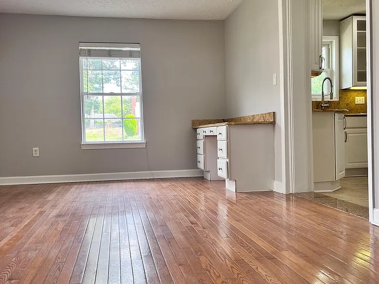 5350 Ravensworth Rd — Photo 19