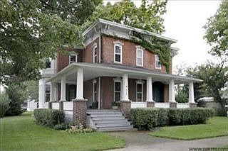 5th image of 214 S Kalamazoo St
