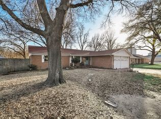 1803 Jefferson St, Commerce, TX 75428