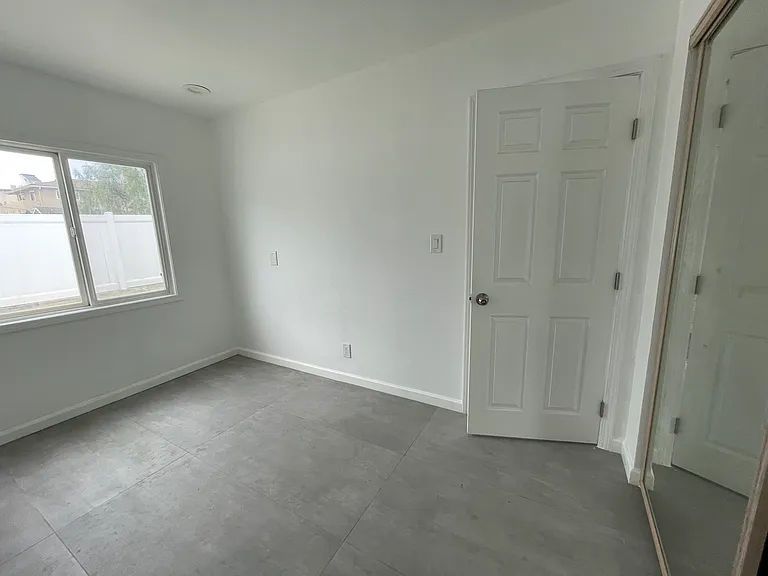 S Helberta Ave — Photo 2