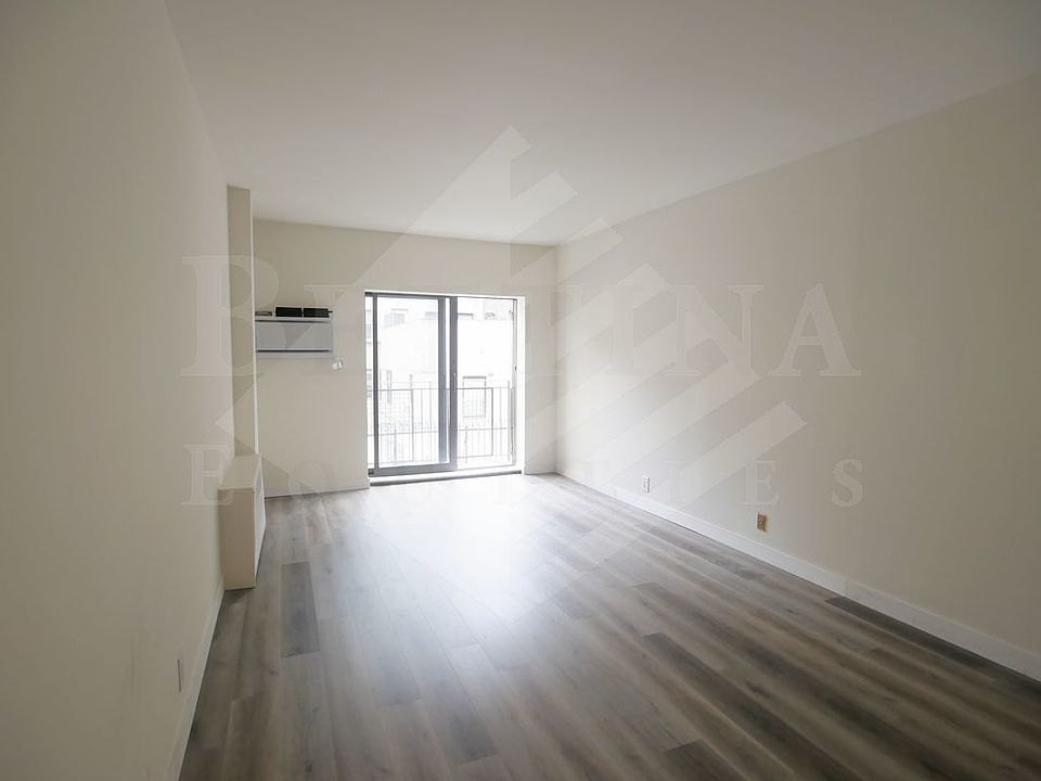1st image of 211-213 E 73rd St APT 2E
