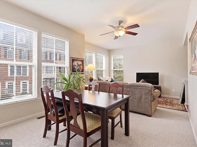 42476 Regal Wood Dr — Photo 13