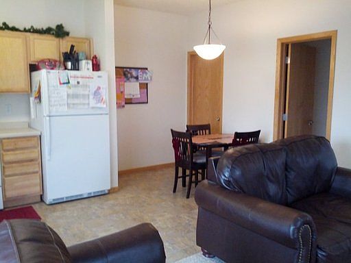 2nd image of 872 37th Ave S APT 1