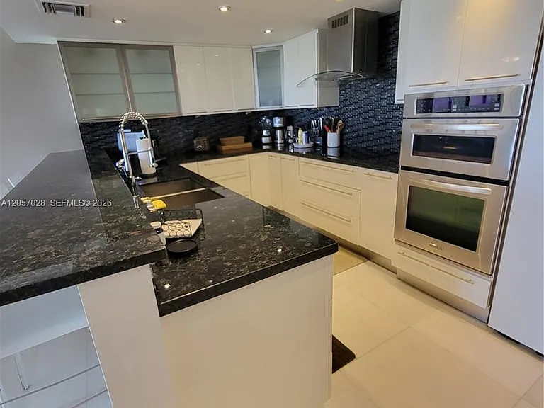 199 Ocean Lane Dr #1206 — Photo 19