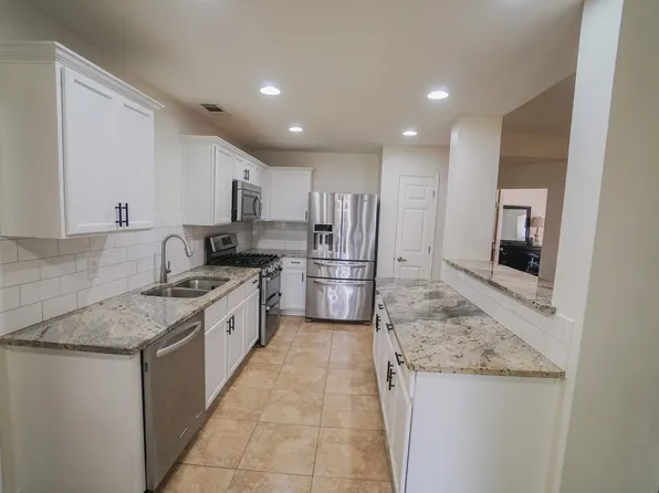 203 Grassy Creek Dr, Wylie, TX 75098