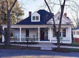 38 W Washington St, Newnan, GA 30263