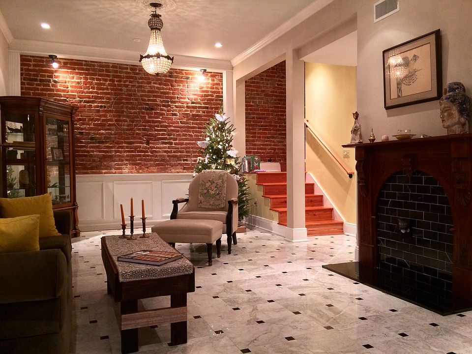 1st image of 1020 Esplanade Ave APT 105