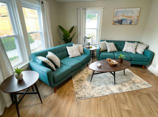 10-12 Nobert St #2, Warren, RI 02885