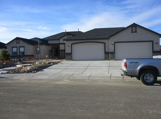 9721 Smoke Wagon Dr, Sparks, NV 89441