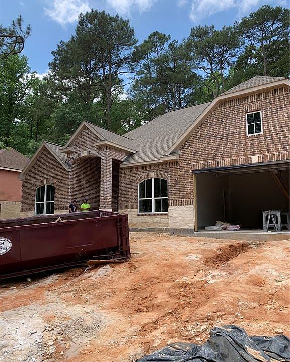 1st image of 1451 River Oaks Dr