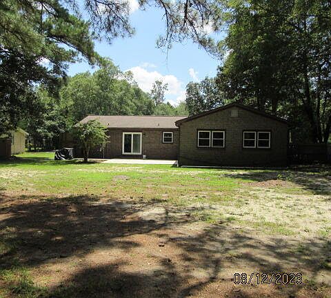 4th image of 106 Lionel Ln