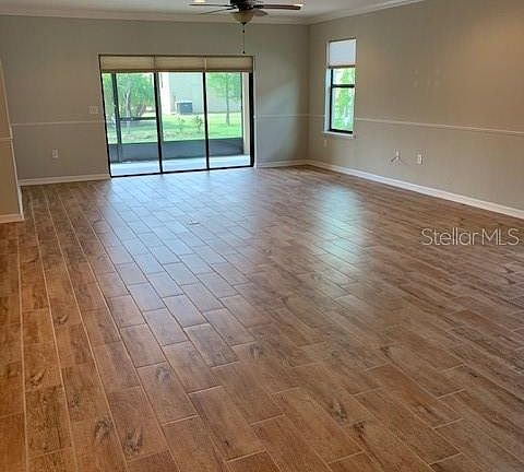 3rd image of 2133 La Palma Ave