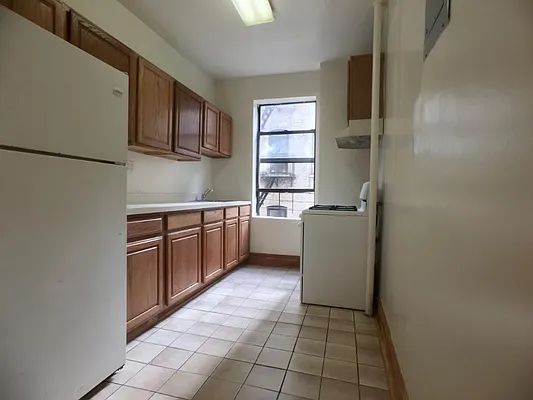 Rented by Sovereign Associates | media 12