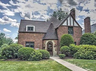 444 Old Farm Rd, Pittsburgh, PA 15228