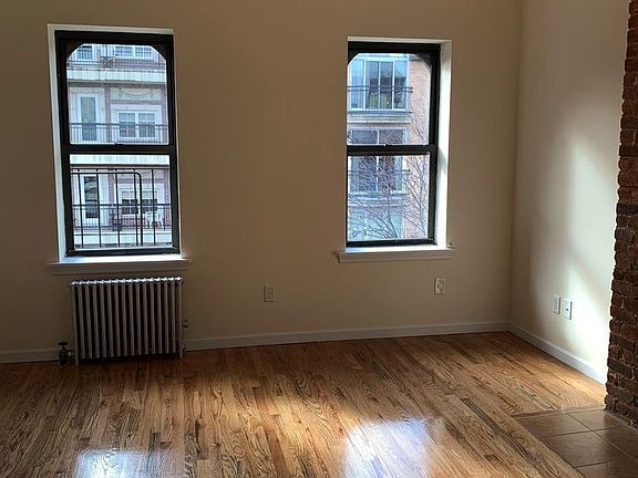 4th image of 339 2nd St APT 3L