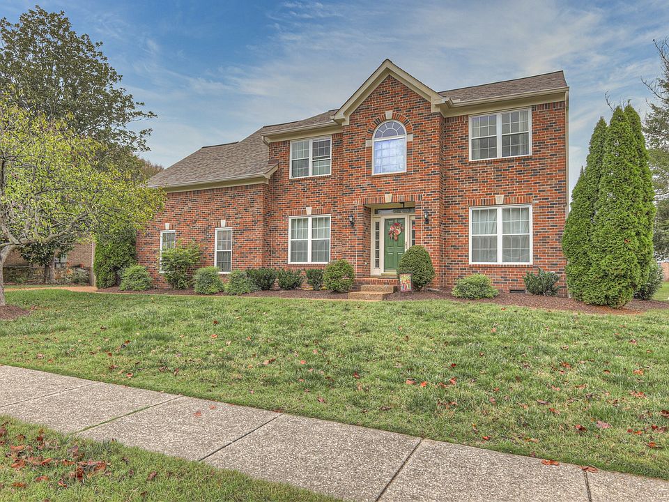 1st image of 502 Sharpe Dr
