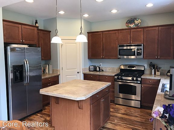 4th image of 4580 SE Danica Ct