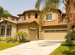 10969 Persimmon Ln, Fontana, CA 92337