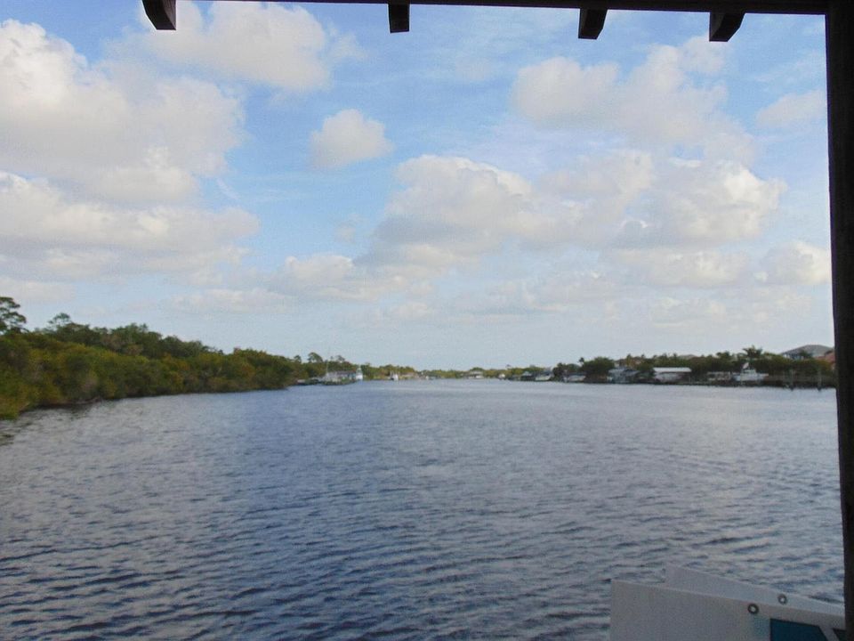1st image of 3201 SE South Lookout Blvd