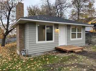 235 NE 3rd St, Pilot Rock, OR 97868