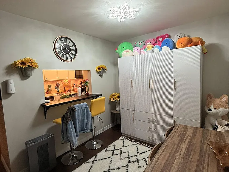 144 Club Pl — Photo 6