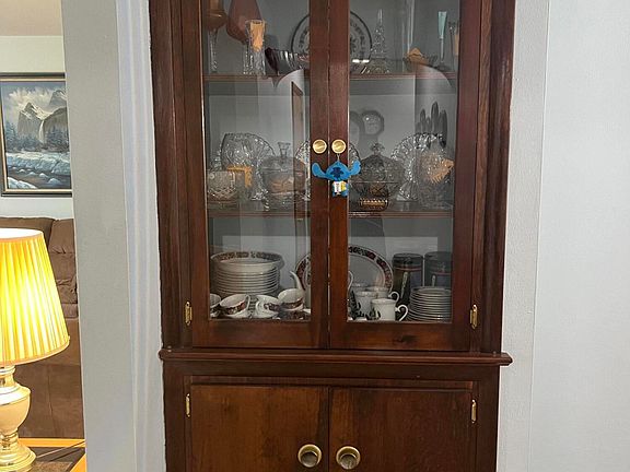 5th image of 61 N Lehigh St