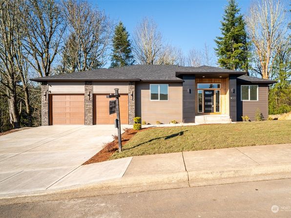933 Edinburgh Court, Kelso, WA 98626