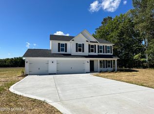 120 Vale Pl, Aberdeen, NC 28315