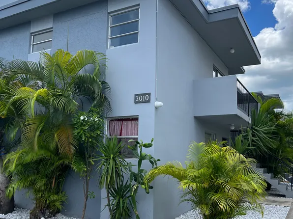 2010 SW 6th St, Miami, FL 33135