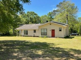 408 Village Farms Ln, Folsom, LA 70437