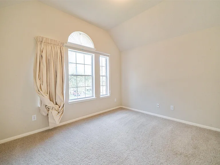 8811 Sun Haven Ln — Photo 28