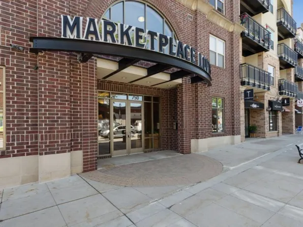 750 Mainstreet APT 302, Hopkins, MN 55343