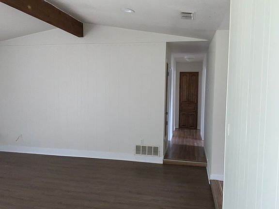 4th image of 147 Hillcrest St
