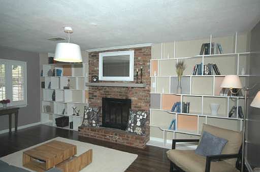 2nd image of 2579 Spring Dr SE